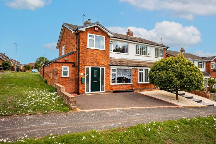 3 Bedroom Semi-Detached House For Sale In Heathcote Drive, Sileby, LE12