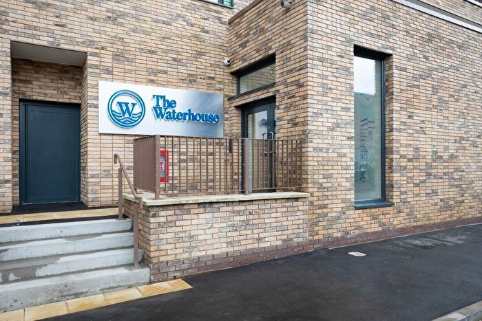 2 Bedroom Apartment To Rent In The Waterhouse, Salford, M5