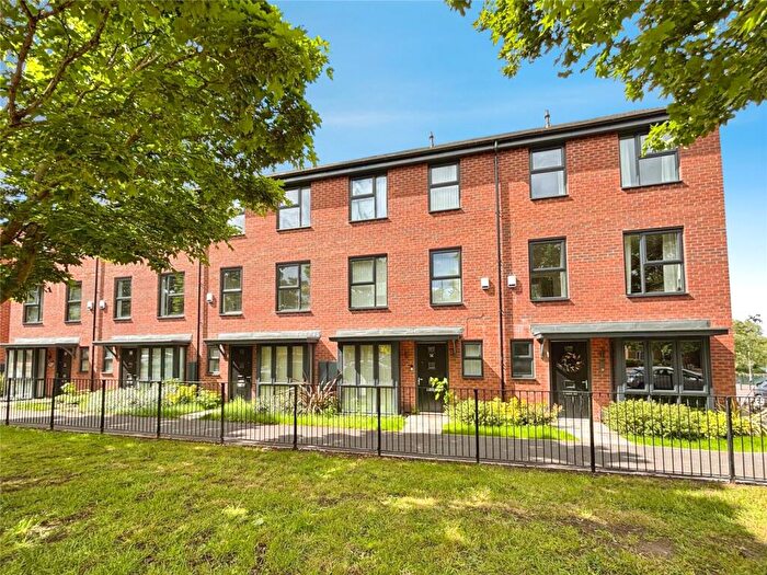 4 Bedroom Terraced House For Sale In Lakeside Boulevard, Lakeside, Doncaster, South Yorkshire, DN4