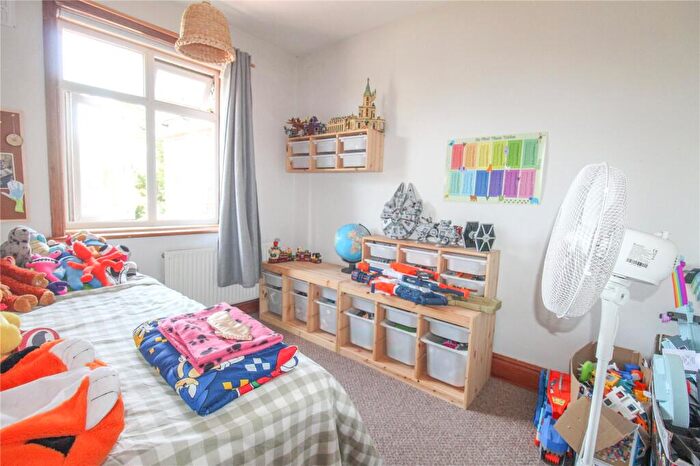 3 Bedroom Terraced House For Sale In Whiterow Park, Trowbridge, BA14