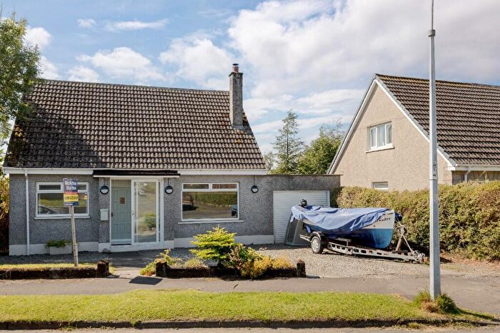 4 Bedroom Detached House For Sale In Maclachlan Road, Helensburgh, Argyll And Bute, G84