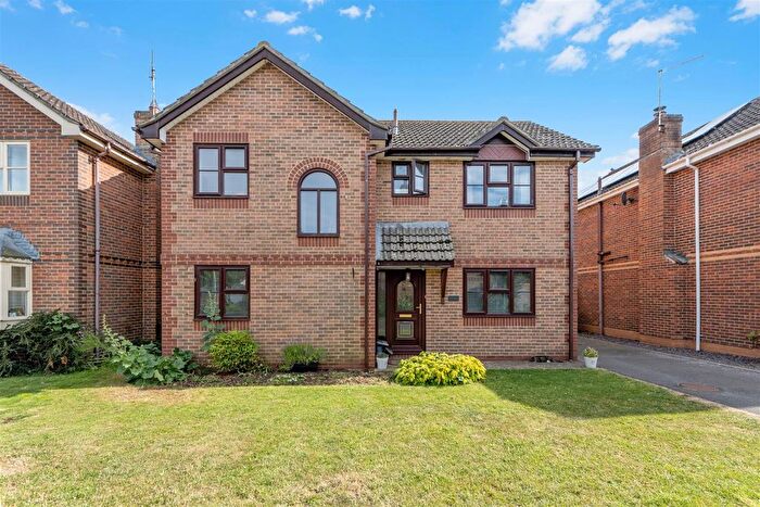 4 Bedroom Detached House For Sale In Selwood Close, Sturminster Newton, DT10
