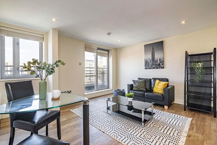 1 Bedroom Flat To Rent In Derby Road, Nottingham, NG1