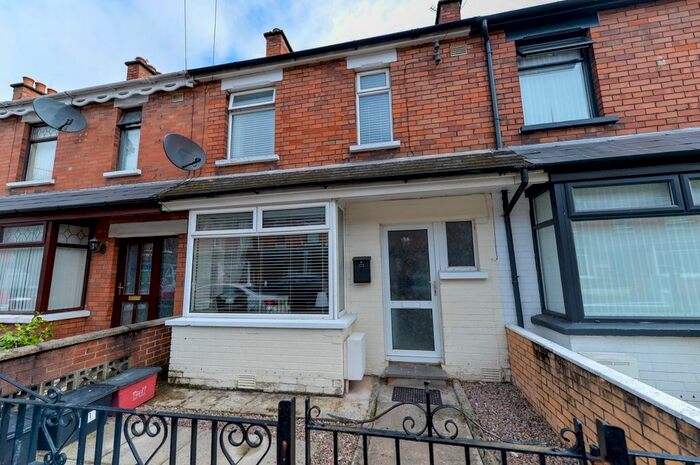 3 Bedroom Terraced House For Sale In Victoria Avenue, Belfast, BT4