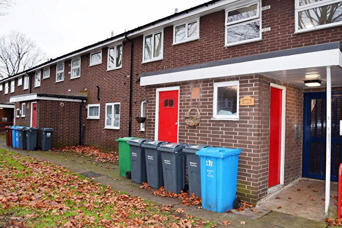 1 Bedroom Maisonette To Rent In Chapman Street, Manchester, Greater Manchester, M18