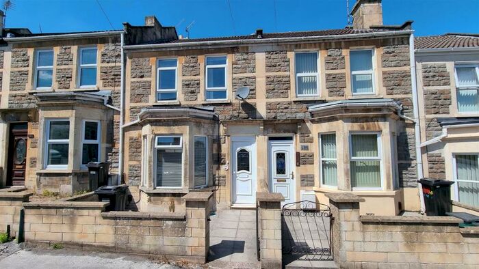 4 Bedroom House To Rent In Coronation Avenue, Bath, BA2