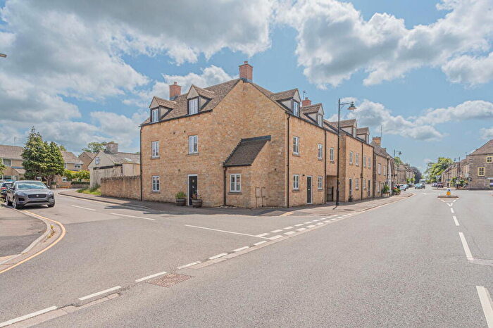 4 Bedroom End Of Terrace House For Sale In Peglers Court, Tetbury, GL8