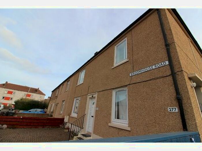 3 Bedroom Flat To Rent In Broomhouse Road, Edinburgh, EH11