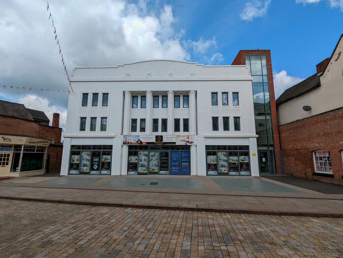 2 Bedroom Flat To Rent In Tamworth Street, Lichfield, WS13