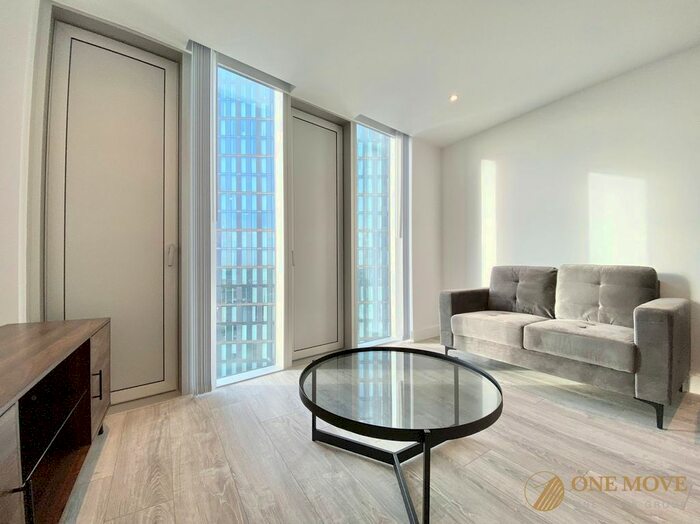 2 Bedroom Flat To Rent In The Blade, Silvercroft Street, M15