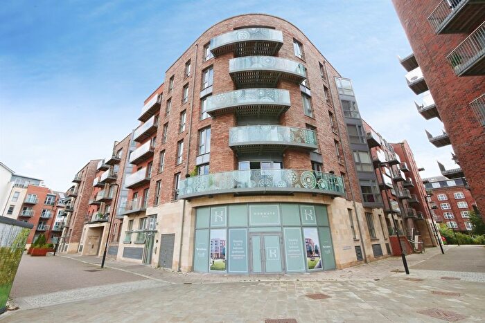 1 Bedroom Flat For Sale In Pound Lane, York, YO1