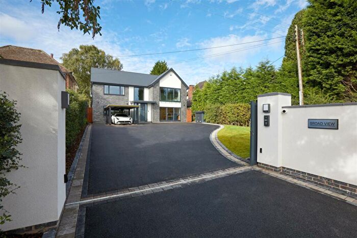 5 Bedroom Detached House For Sale In Weeford Road, Sutton Coldfield, B75