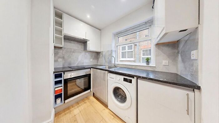 Studio To Rent In Madeley Road, London, W5