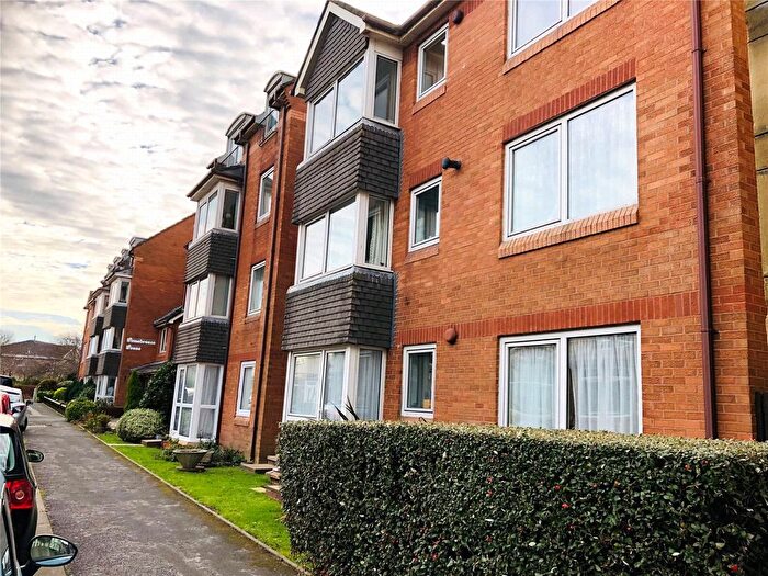 1 Bedroom Flat For Sale In Beach Street, Morecambe, Lancashire, LA4