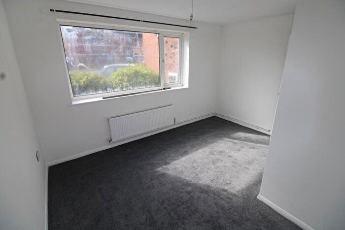 1 Bedroom Flat To Rent In Horninglow Road, Staffordshire, Burton Upon Trent, DE13