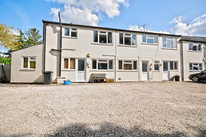 1 Bedroom Apartment For Sale In Flat Nicholls House, Thame Road, Chinnor, Oxfordshire, OX39
