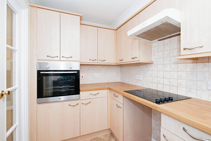 2 Bedroom Flat For Sale In Grangeside Court, North Shields, NE29