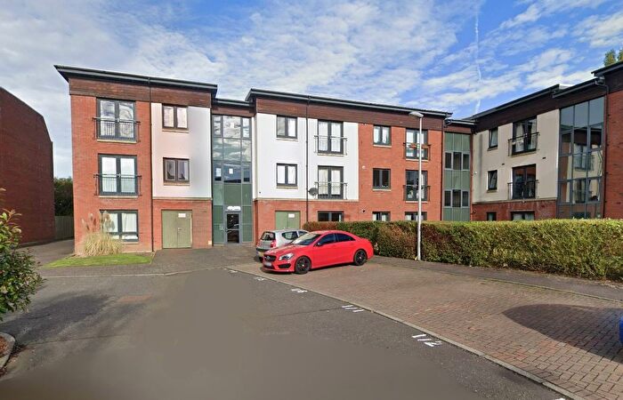 2 Bedroom Flat To Rent In New Mart Place, Edinburgh, EH14