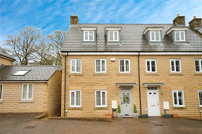 3 Bedroom Semi Detached House For Sale In Riverside Court, Buxton, Derbyshire, SK17