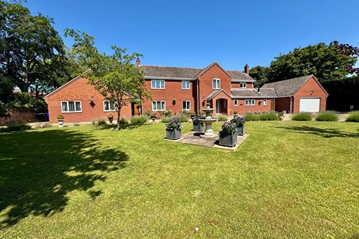 5 Bedroom Detached House For Sale In Bardwell Road, Barningham, IP31