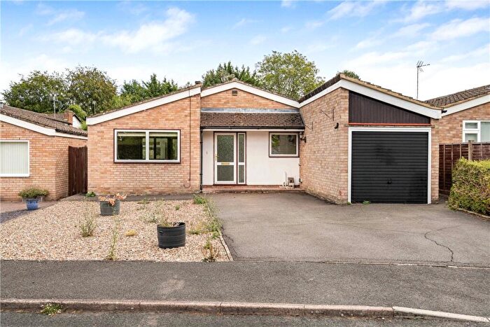 2 Bedroom Bungalow For Sale In Lionel Close, Wendover, Aylesbury, Buckinghamshire, HP22