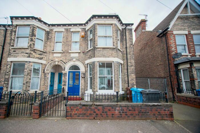 1 Bedroom Flat To Rent In Plane Street, Hull, HU3