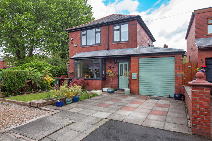 3 Bedroom Detached House For Sale In Grove Street, Bolton, BL4