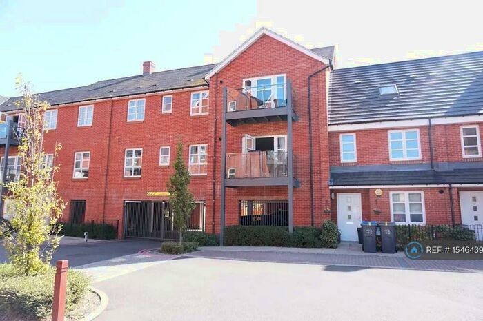 2 Bedroom Flat To Rent In Austen Court, Mitcham, CR4