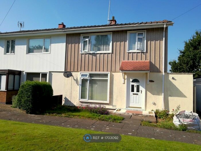 4 Bedroom Flat To Rent In Wedon Close, Coventry, CV4