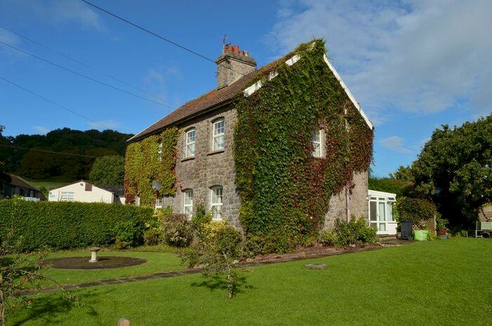 2 Bedroom Cottage To Rent In Purn Way, Weston-Super-Mare, BS24