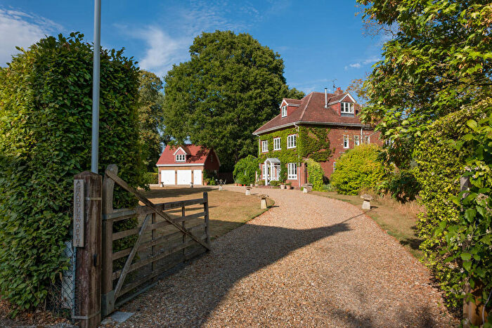 5 Bedroom Detached House For Sale In Streatley, Reading, RG8