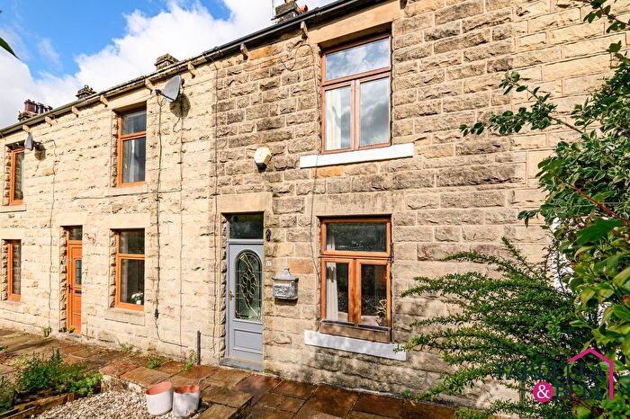 2 Bedroom Terraced House For Sale In Hawley Street, Winewall, BB8