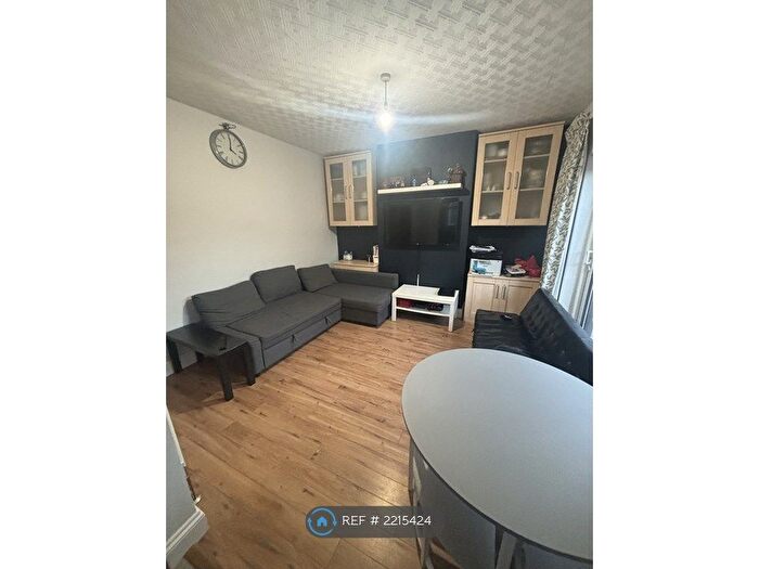 1 Bedroom Flat To Rent In Victor Road, Harrow, HA2