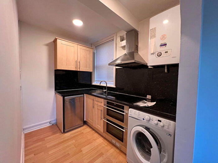 1 Bedroom Flat To Rent In Leyland Road, Southport, PR9