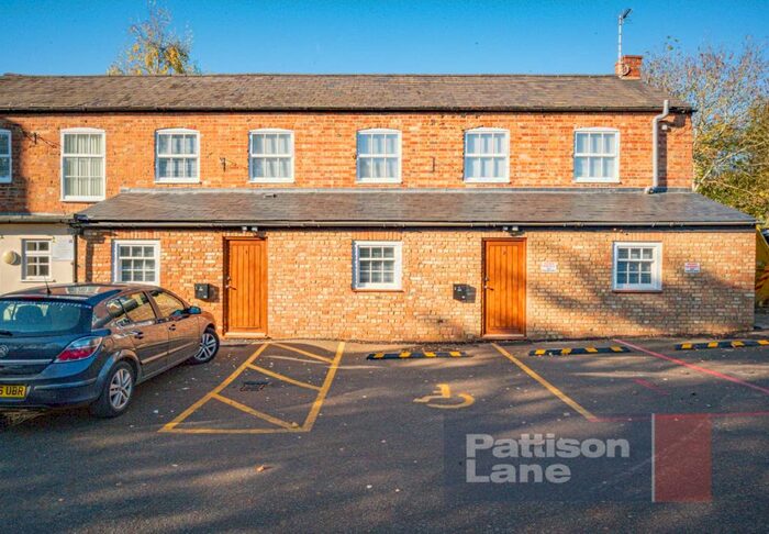 Flat To Rent In High Street, Desborough, Kettering, NN14