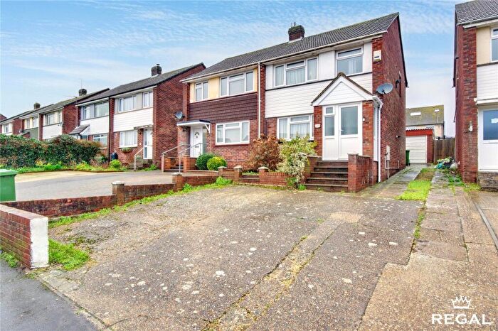 3 Bedroom Semi-Detached House For Sale In Chadwell Avenue, Sholing, Southampton, SO19