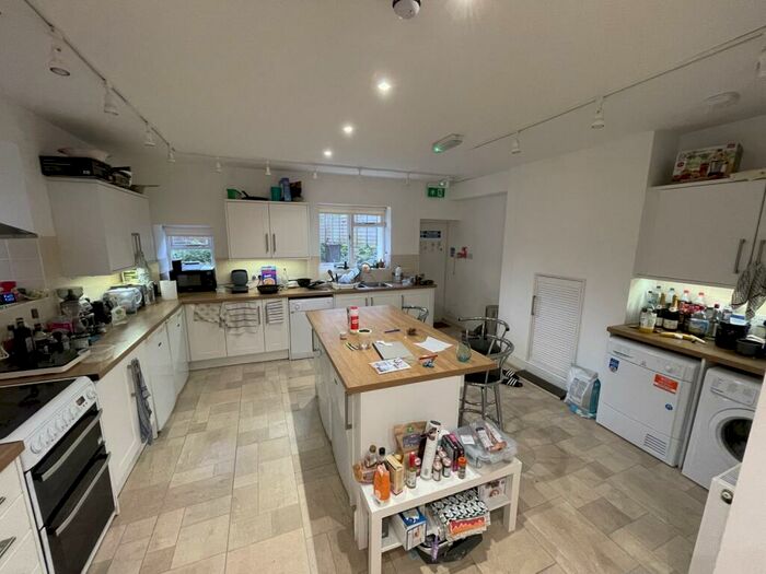 8 Bedroom End Of Terrace House To Rent In All Saints Road, Clifton, Bristol, BS8