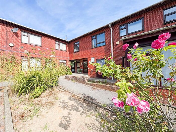 1 Bedroom Flat To Rent In Willow Glen, St Leonards, TN37