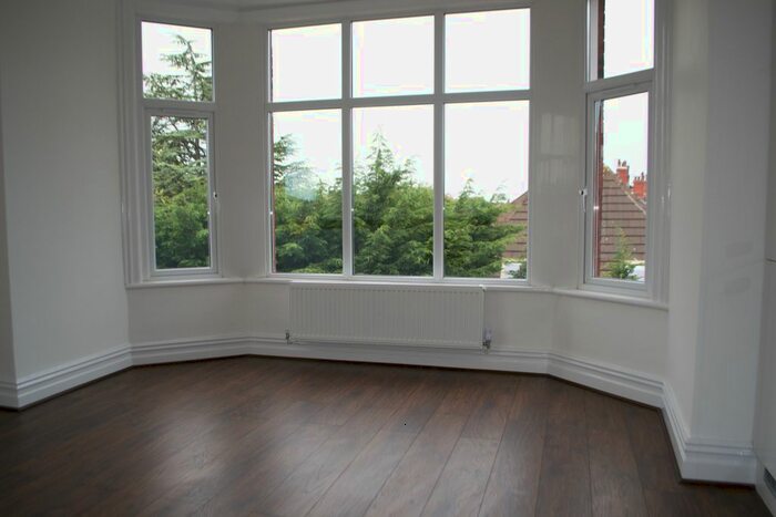 2 Bedroom Flat To Rent In Cambridge Road, Southport, PR9