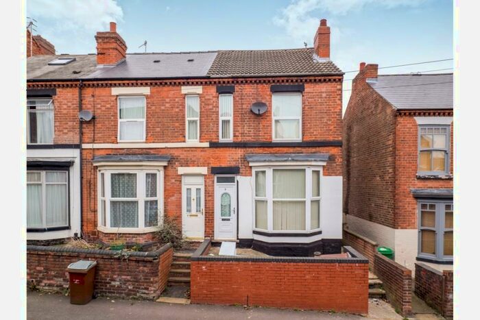 3 Bedroom Semi-Detached House To Rent In Sandon Street, Nottingham, NG7