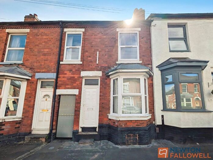 3 Bedroom Terraced House To Rent In Cecil Street, Walsall, WS4