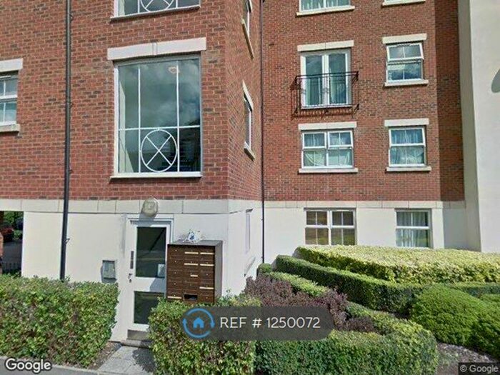 1 Bedroom Flat To Rent In Tobermory Close, Slough SL3