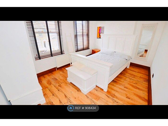 4 Bedroom Terraced House To Rent In Frith Road, London, E11