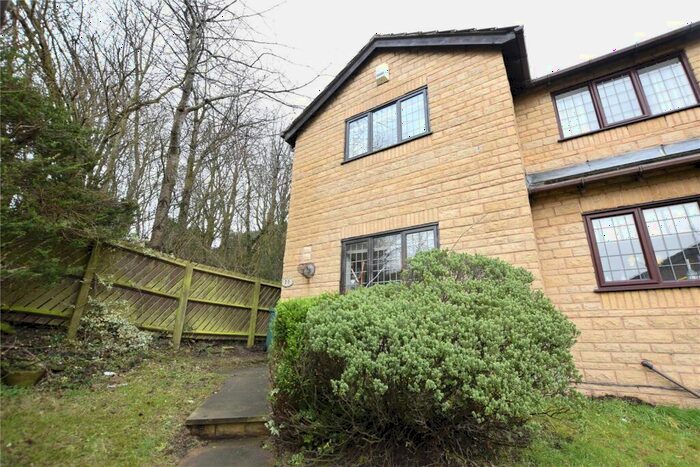2 Bedroom Semi-Detached House To Rent In Daffil Grange Way, Morley, Leeds, LS27