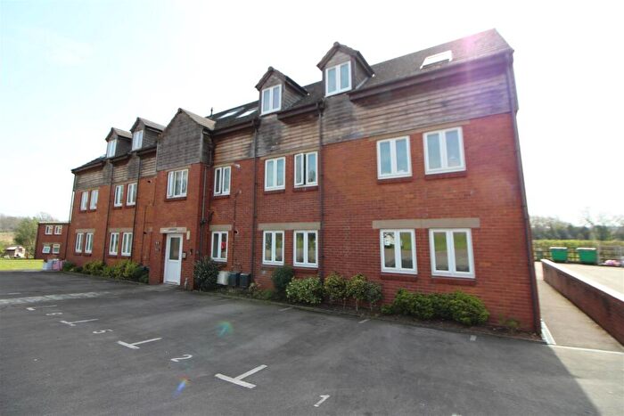 1 Bedroom Apartment To Rent In Lawrence Crescent, Caerwent, Caldicot, NP26