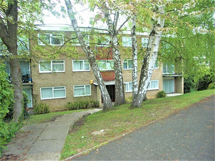 2 Bedroom Flat To Rent In The Parkway, Bassett, Southampton, SO16