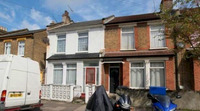 4 Bedroom Terraced House To Rent In Argyle Road, London N17