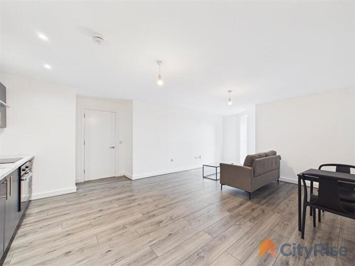 1 Bedroom Apartment To Rent In Queens Court, Queens Drive, Liverpool, L14