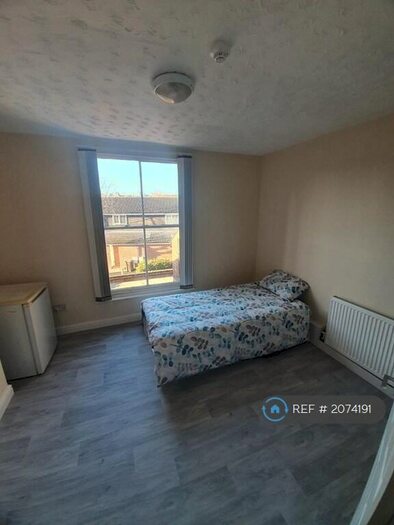 Studio To Rent In Mansfield Road, Nottingham, NG1
