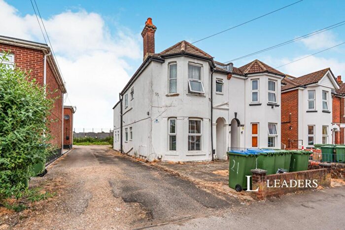 1 Bedroom Apartment To Rent In Suffolk Avenue, Southampton, SO15